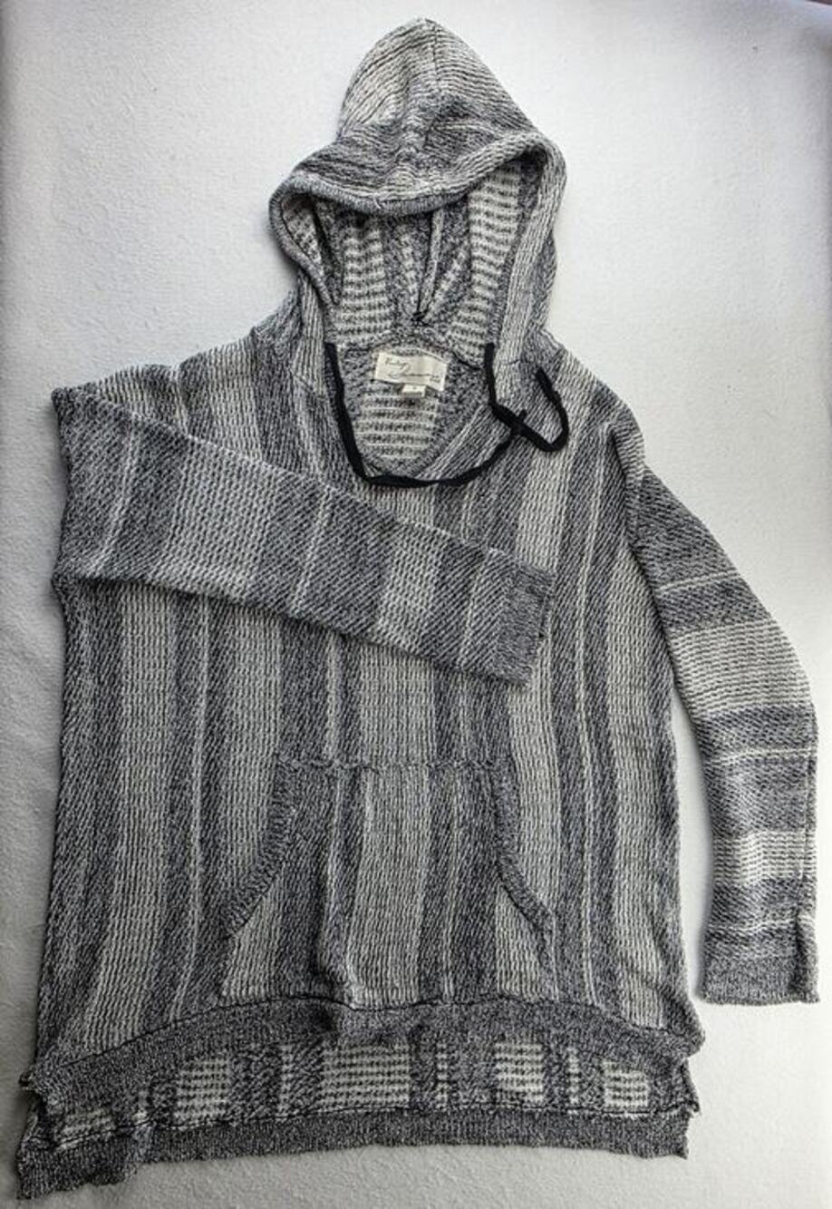 Vintage Havana Gray Striped Pullover Hoodie Sweater Size Small